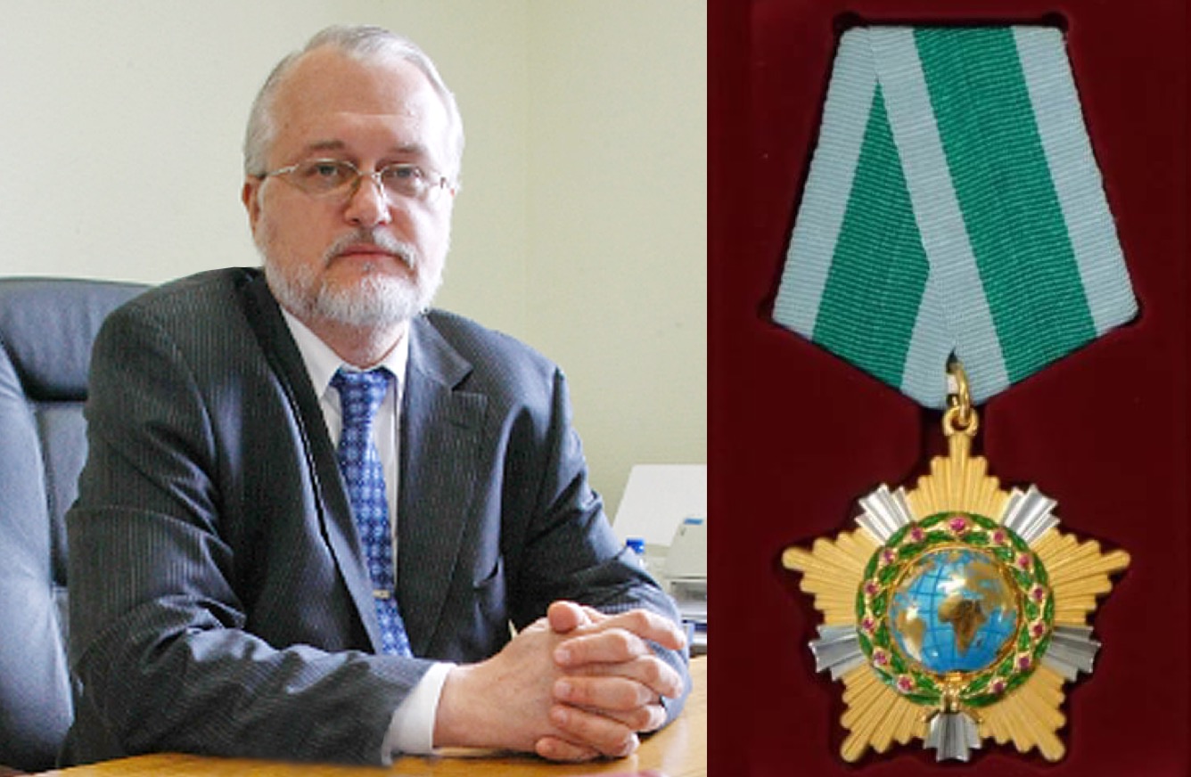 Д.э.н., профессор В.В.Симонов награжден Орденом Дружбы