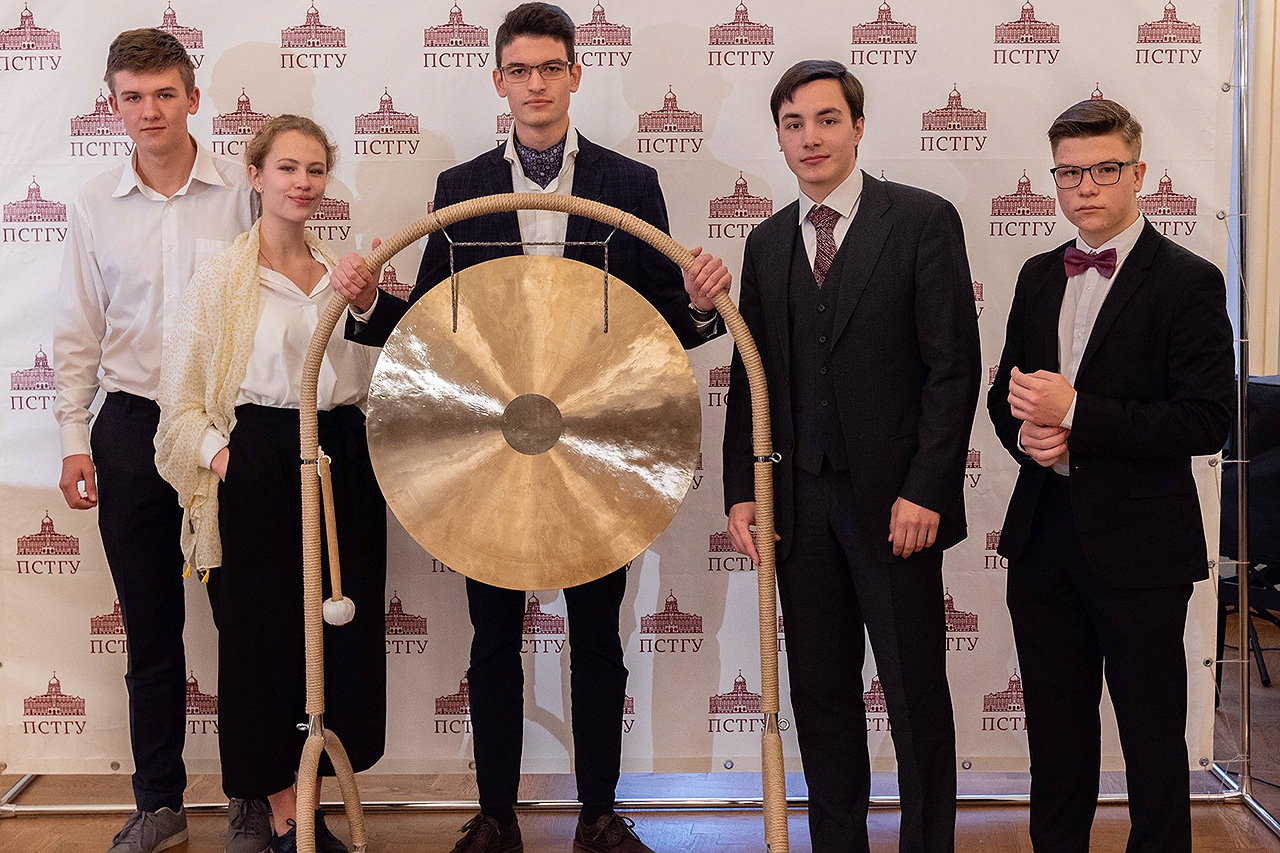 Команда исторического факультета - победитель XV Открытого интеллектуального турнира ПСТГУ
