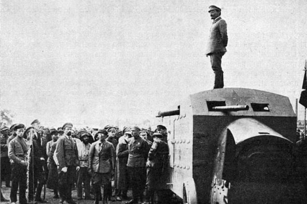 «Они единственные, кто сопротивлялся этому носорогу». Как Сталин разгромил Троцкого и уничтожил оппозицию в СССР